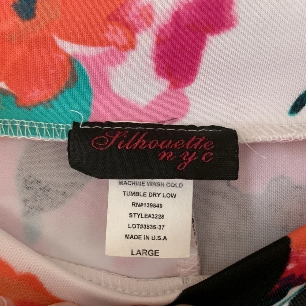 Silhouette NYC Bright Multi Color Knee Length Floral Print Circle Skirt Size L